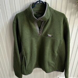 L L Bean Men warm forest green pullover L Regular